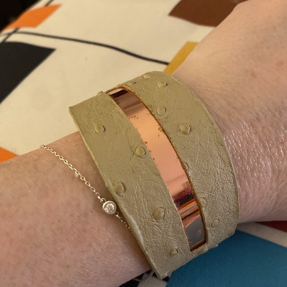 Vintage BCBGeneration cuff 🩶 - Picture 3 of 3